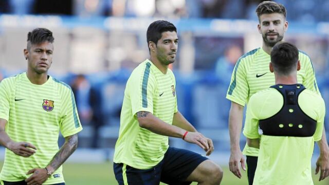 Neymar, Suárez, Piqué y Messi se entrenan en el Olímpico de Berlín