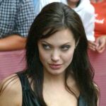 El harén de Angelina Jolie