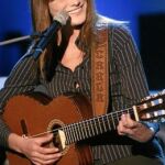 Carla Bruni presenta una demanda por «piratería»