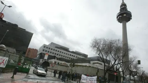 Los consejeros del PP rectifican y no pedirán el control de los telediarios