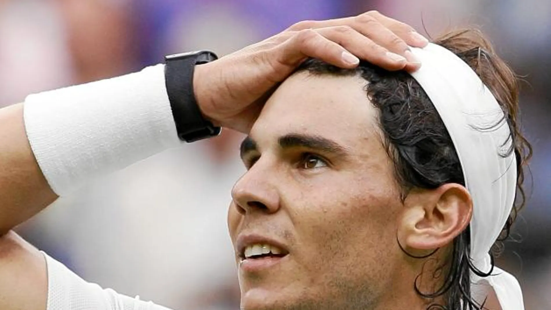 Nadal saluda en la central