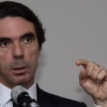 Aznar: España está intervenida «de hecho» y veremos si «de derecho»