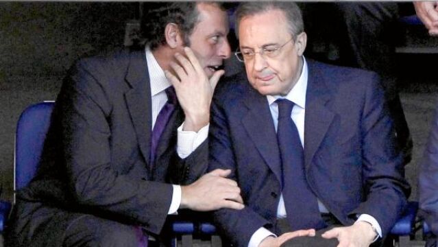 ROSELL y FLORENTINO PÉREZ, en el palco del Palacio