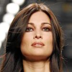 La actriz Manuela Arcuri rechazó mantener relaciones con Berlusconi a pesar de la «recompensa»