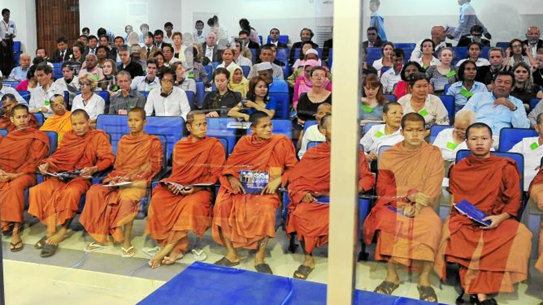 Buena parte del jurado son monjes budistas