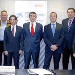 Imagen de la presentación del premio por parte de La Caixa y Enisa