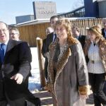 El presidente Juan Vicente Herrera y la vicepresidenta María Jesús Ruiz inauguran la Casa del Parque del Lago de Sanabria, en Zamora
