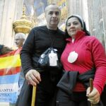 Carmen Velasco y Rafael García Han peregrinado para llegar a tiempo a la última misa antes de la llegada del Papa.