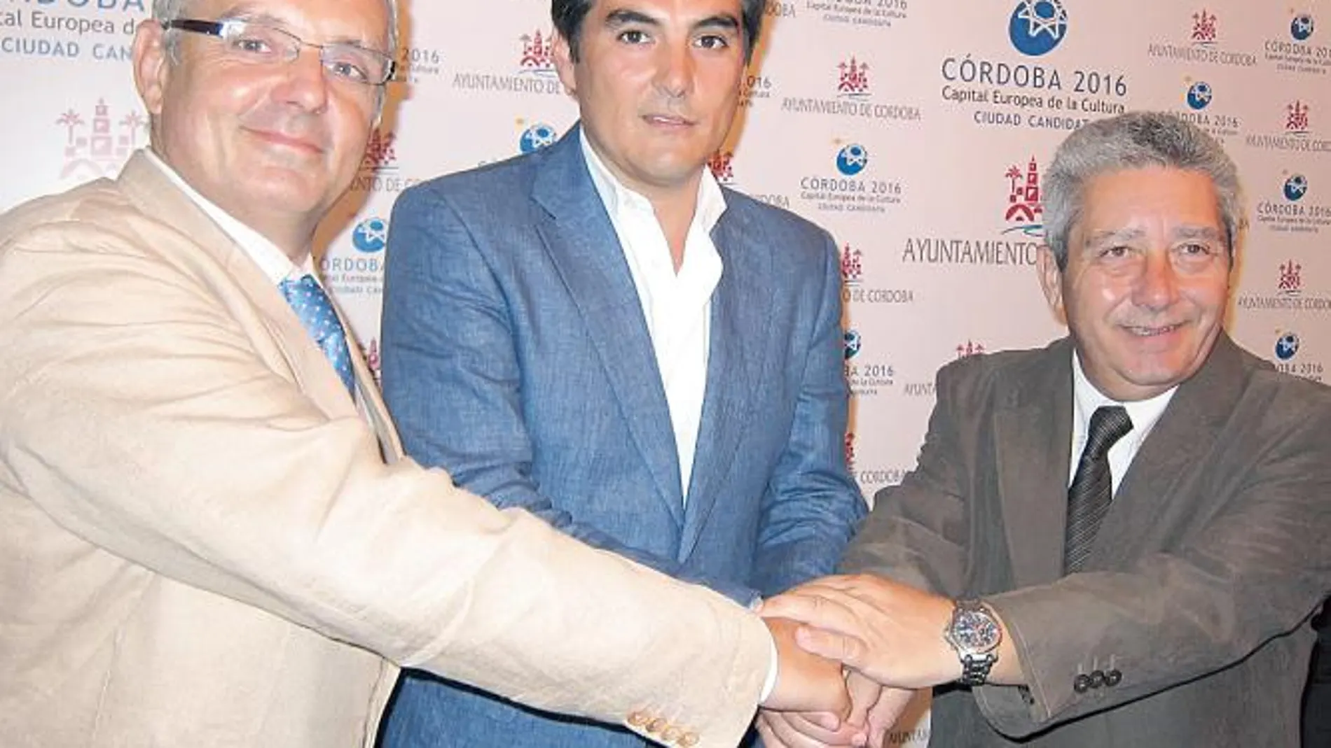 José Luis Escañuela, José Antonio Nieto y Juan Miguel Navas, presidente de la Federación Andaluza, ayer