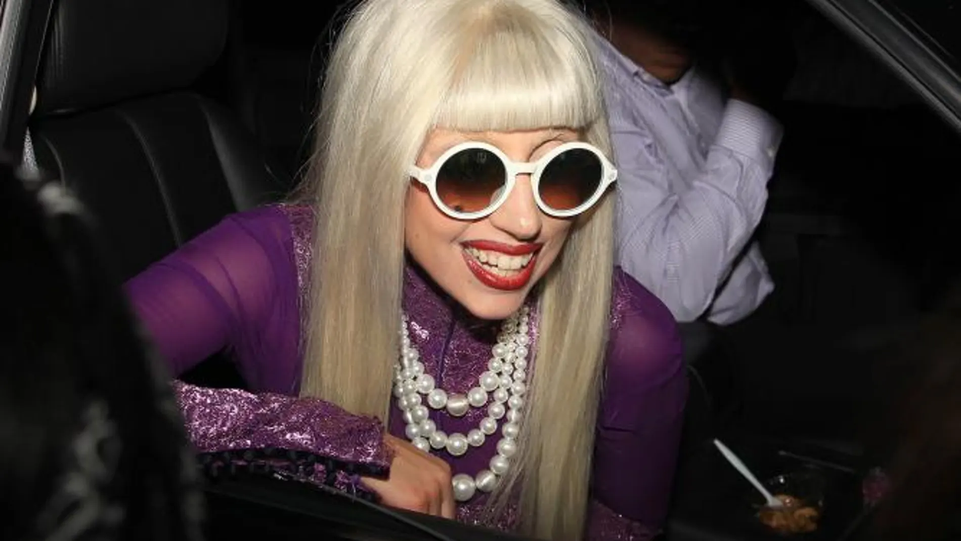 Lady Gaga se divorcia de la soledad para tener la compañía de Taylor Kinney