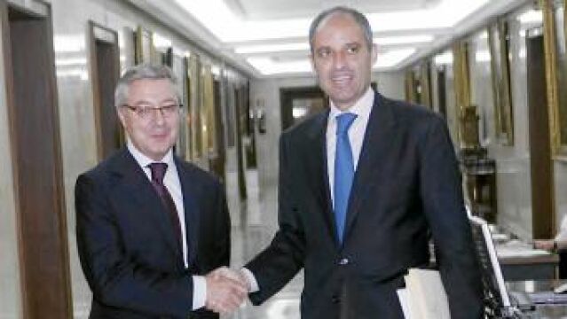 El ministro de Fomento, José Blanco, y el presidente Francisco Camps