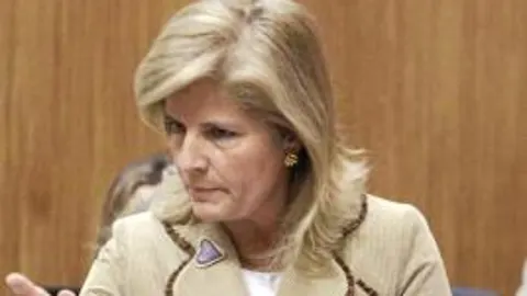 La parlamentaria popular Esperanza Oña, durante su intervención