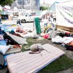 La indefinición en las posturas de los indignados ha afectado la imagen pública de una acampada que ha ido degenerando por la presencia de «okupas»