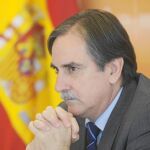El ministro de Trabajo e Inmigración, Valeriano Gómez