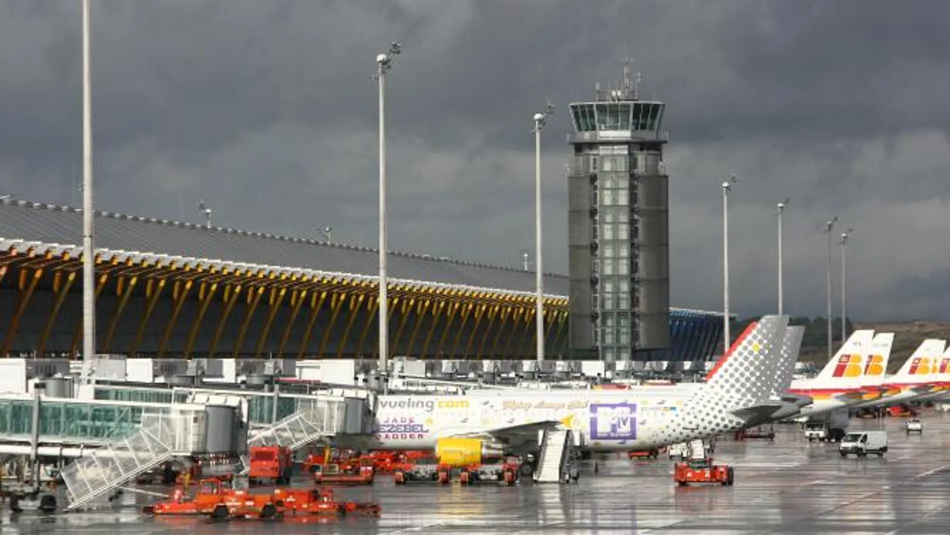 Iberia y Vueling prorrogan el acuerdo para realizar conexiones