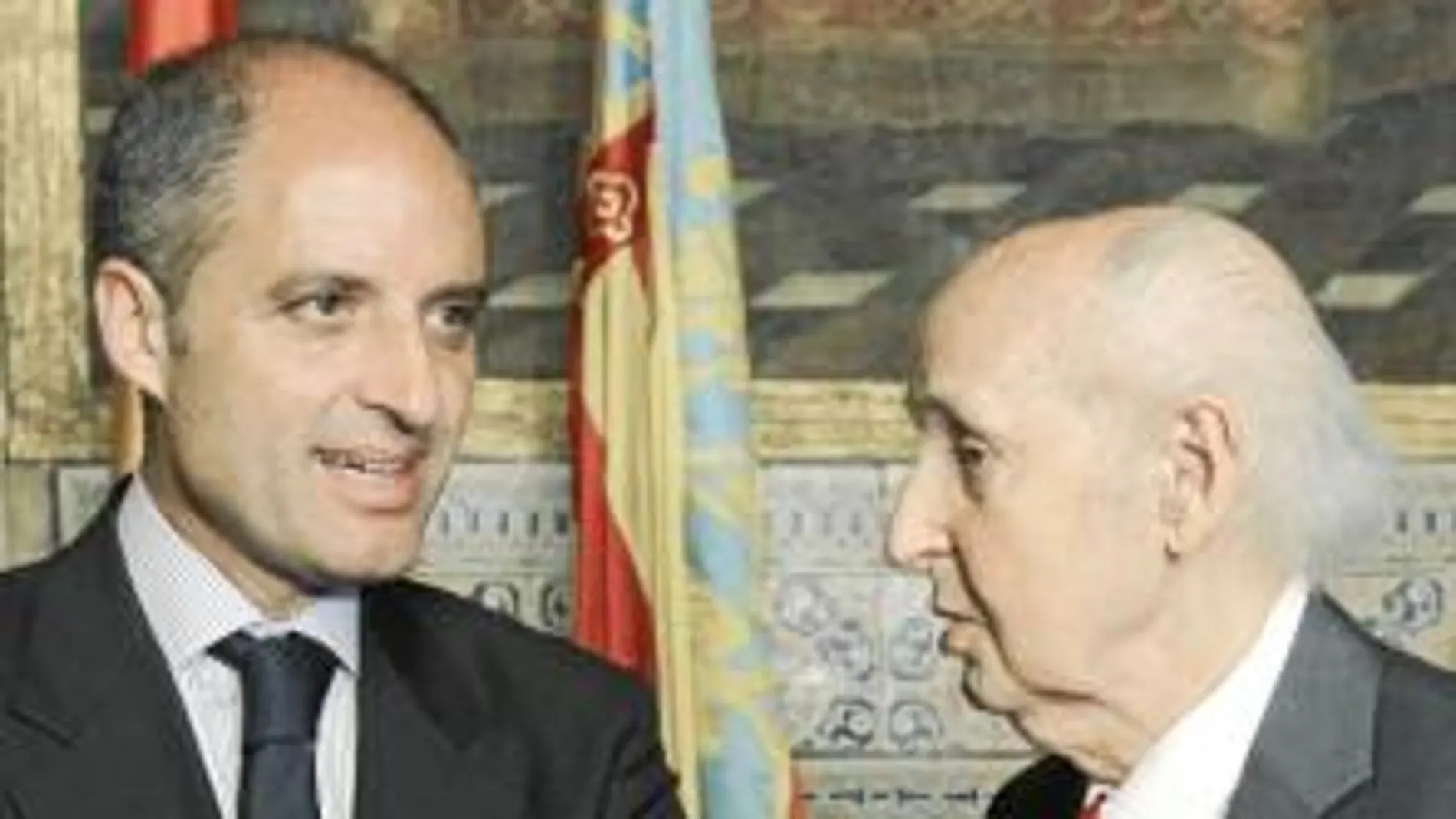 El presidente Camps y Grisolía