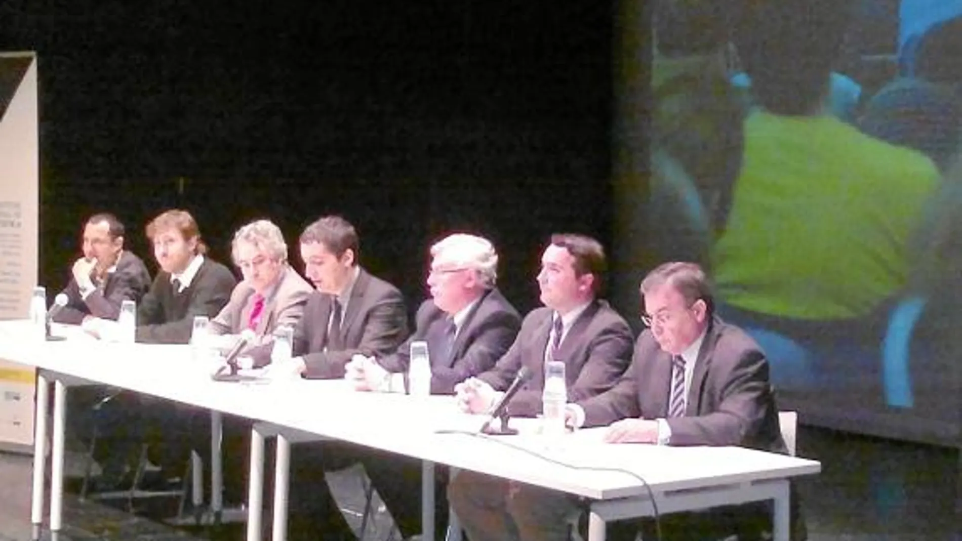 Albert Salmerón, David Barro, Ángel Martínez, Pedro Alberto Cruz, José Cobacho, Rafael Gómez y Patricio Valverde, en la presentación
