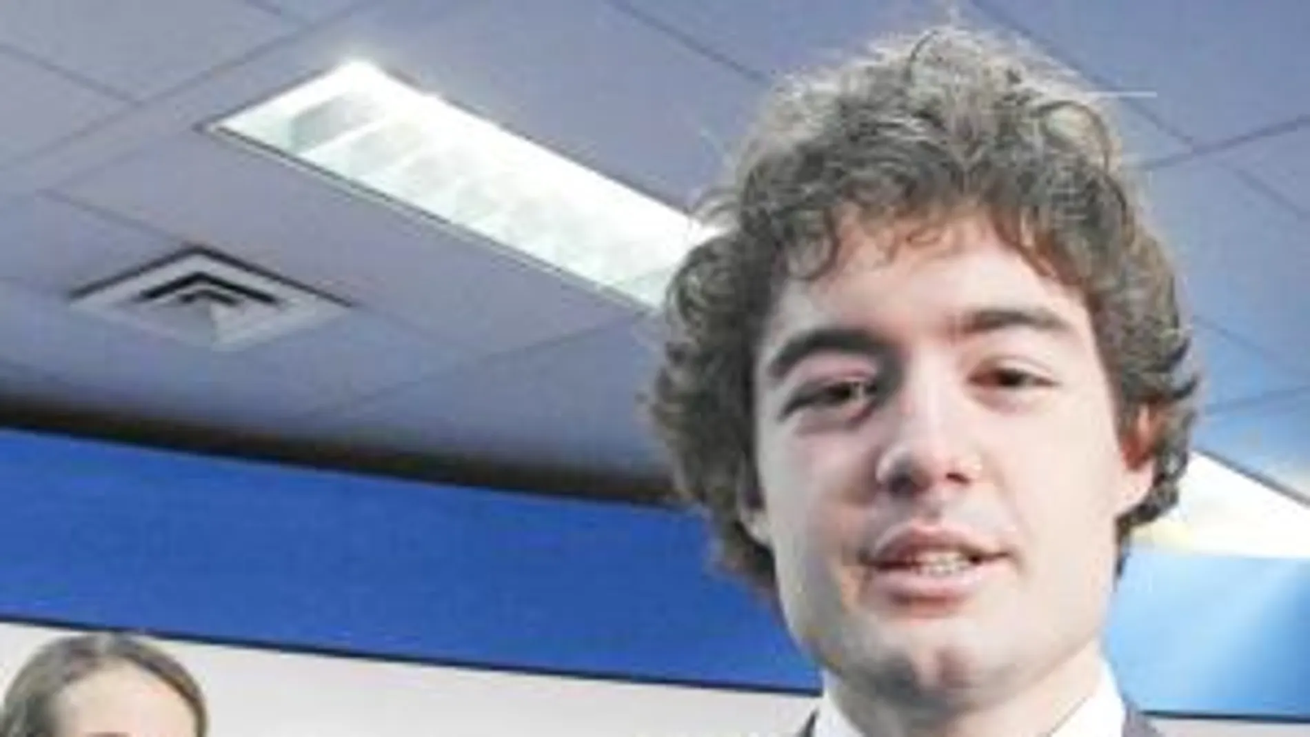 Jorge Guijarro recoge el galardón al Estudiante del Año en presencia de la Infanta Elena