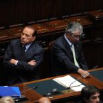 Berlusconi explica los cambios por el peor comportamiento de la economía