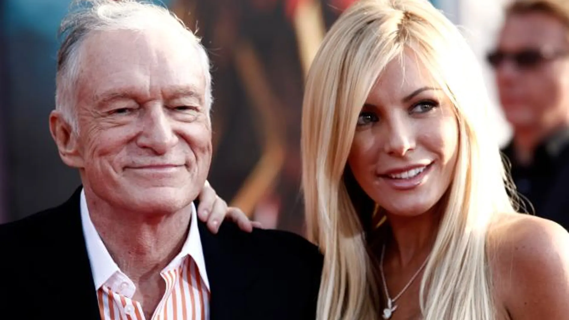 Hugh Hefner con Crystal Harris, la que iba a ser su esposa