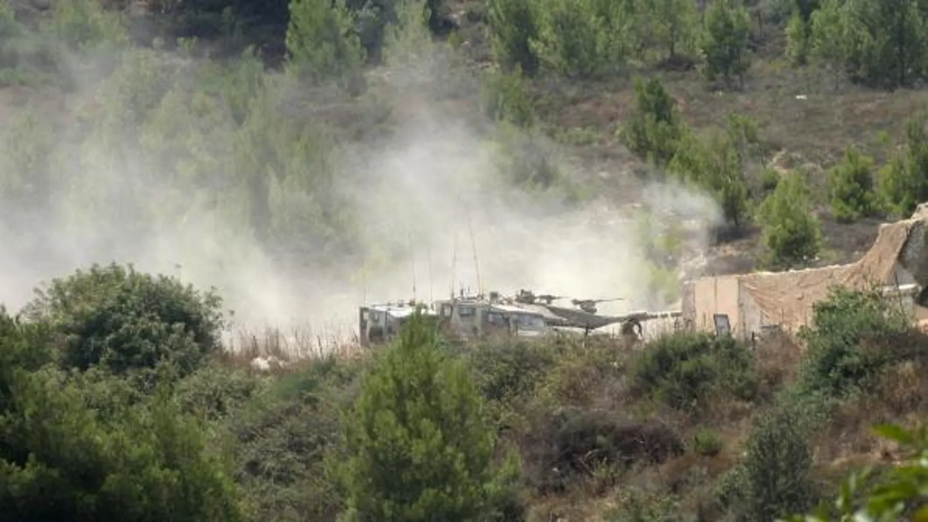 Tres soldados libaneses y un periodista mueren tras un bombardeo israelí