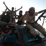 La batalla por Trípoli acelera el fin de Gadafi