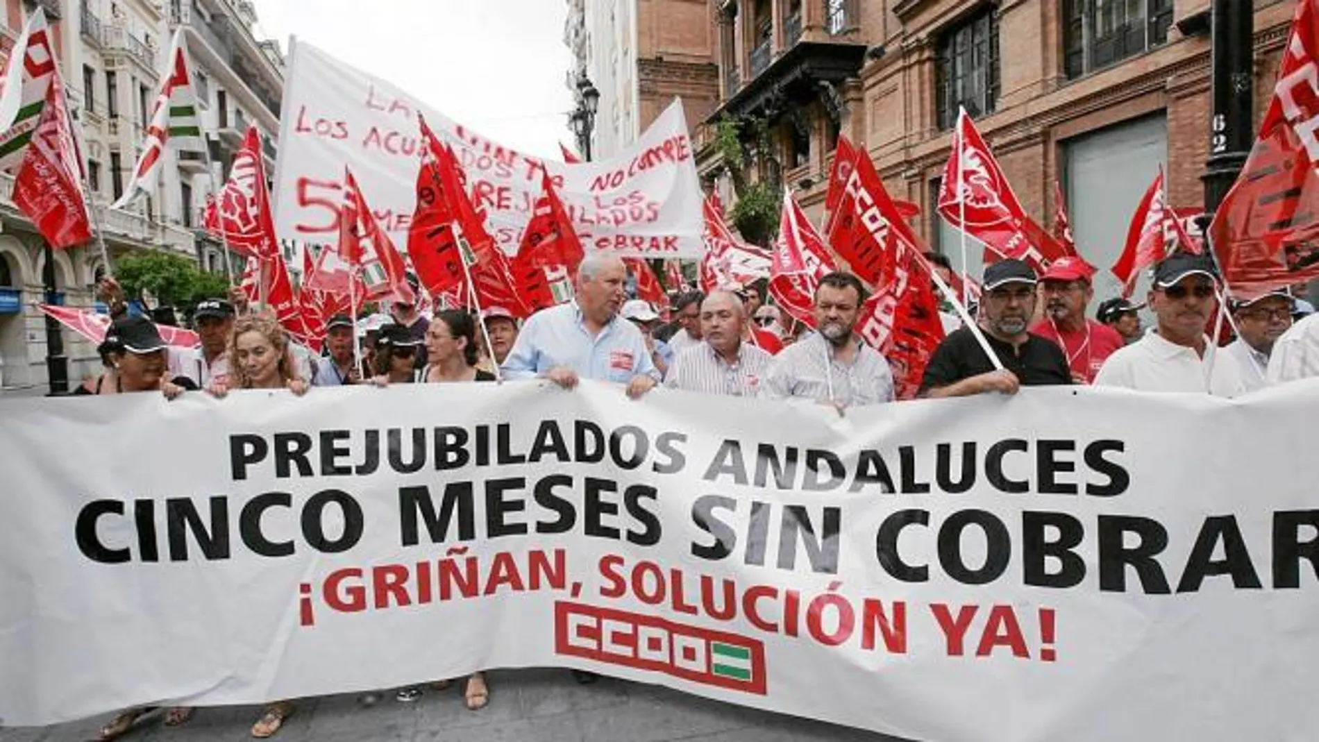 Prejubilados de Dhul estudian nuevas movilizaciones porque siguen sin cobrar