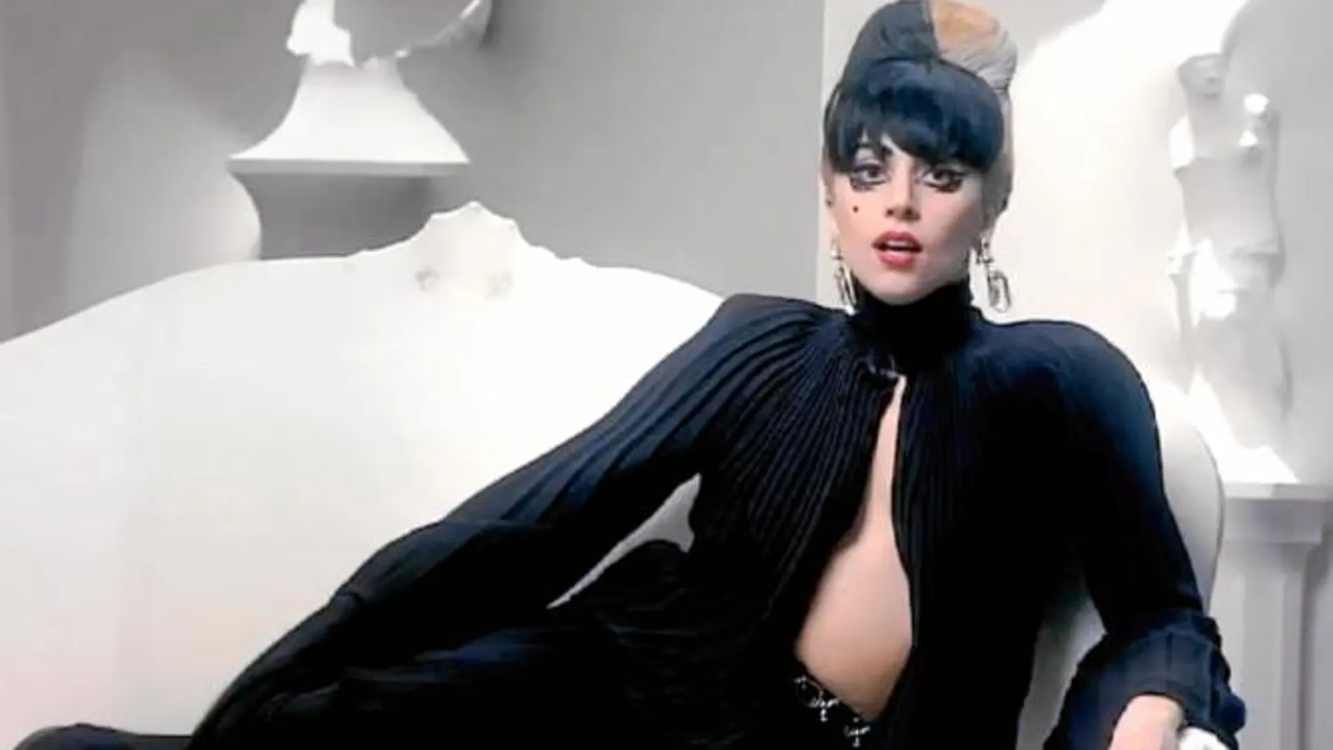 Lady Gaga en un fotograma del documental «Gaga by Gaultier», que se estrenará el 12 de septiembre en Estados Unidos