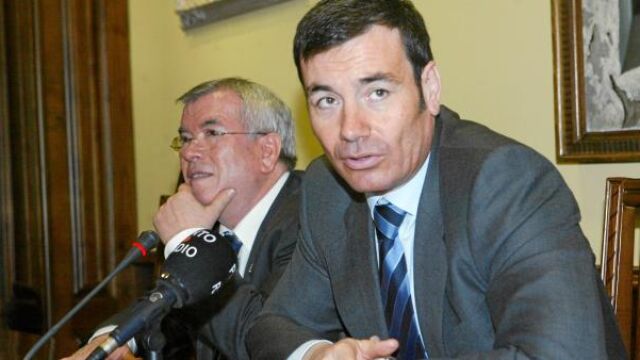Castro perderá el sábado la Alcaldía de Getafe después de 28 años al frente de ésta y su presidencia en la FEMP penderá de un hilo