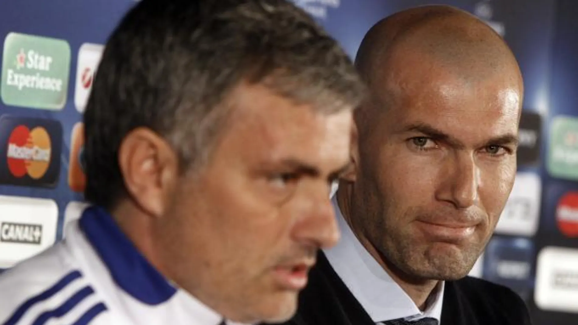 Zidane: «Al Real Madrid le faltaba un entrenador como Mourinho»
