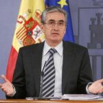 Ramón Jáuregui se estrenó ayer como portavoz del Gobierno en sustitución del vicepresidente primero, Alfredo Pérez Rubalcaba