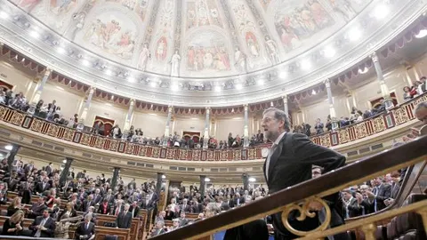 Un estilo propio en el Congreso de los Diputados; por Manuel CALDERÓN