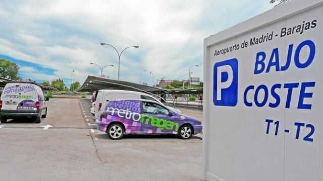 La única condición para usar el párking es que la estancia debe ser como mínimo de dos días