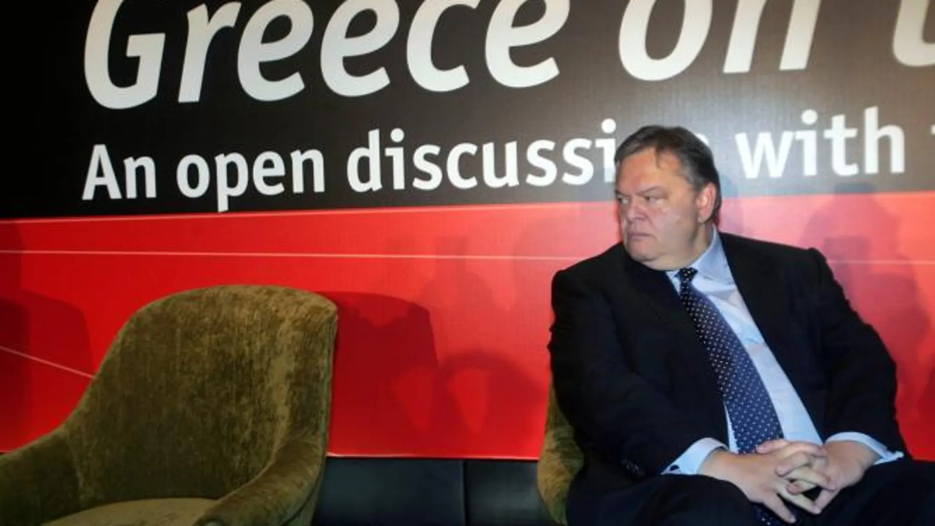 El ministro griego de Finanzas, Evangelos Venizelos, participa en la conferencia económica "Grecia va mejorando", celebrada en Atenas