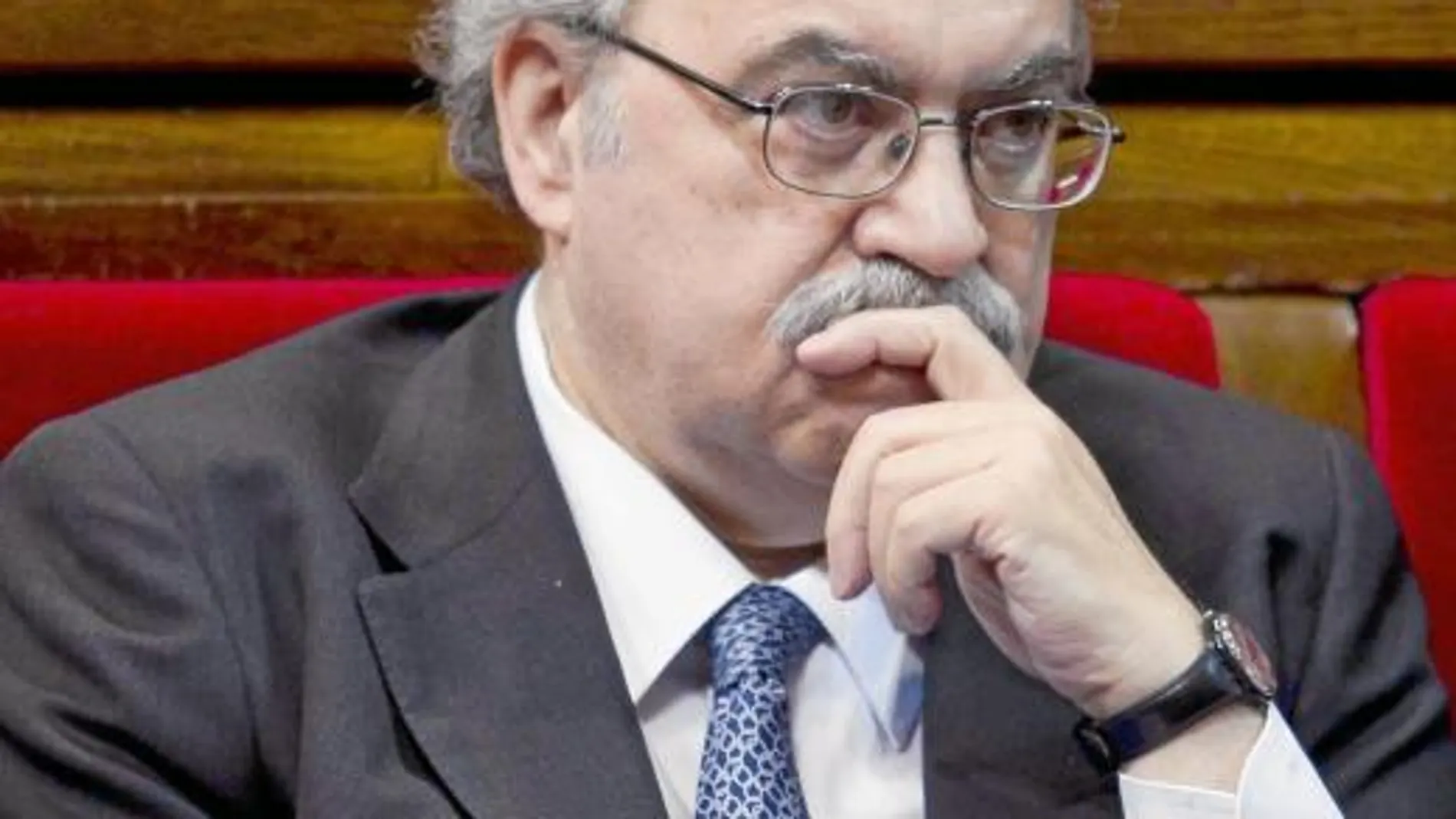 El conseller de Economía, Andreu Mas-Colell, en el Parlament