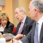 Heliodoro Gallego junto al director general de la Fundación Cartif, José Ramón Perán, ayer en Palencia