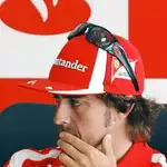  Alonso ordena y Ferrari obedece