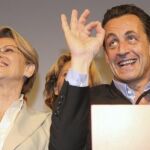 Michèle Alliot-Marie junto a Sarkozy, en una imagen de archivo