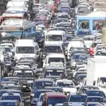  Bruselas propone eliminar los coches diésel y gasolina