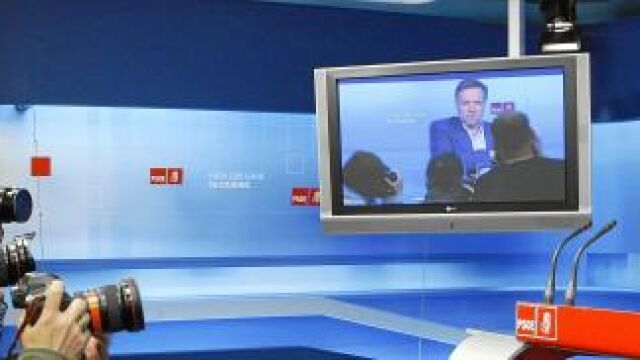022nac26fot1
