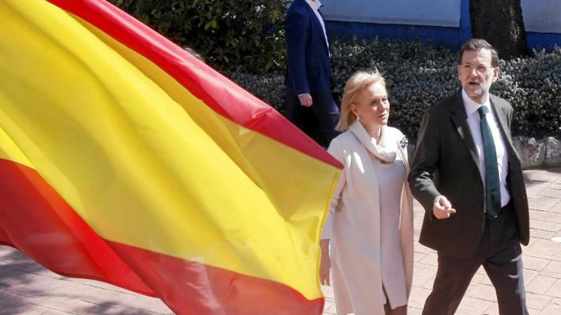 Seis años de inhabilitación para el político que gaste sin presupuesto