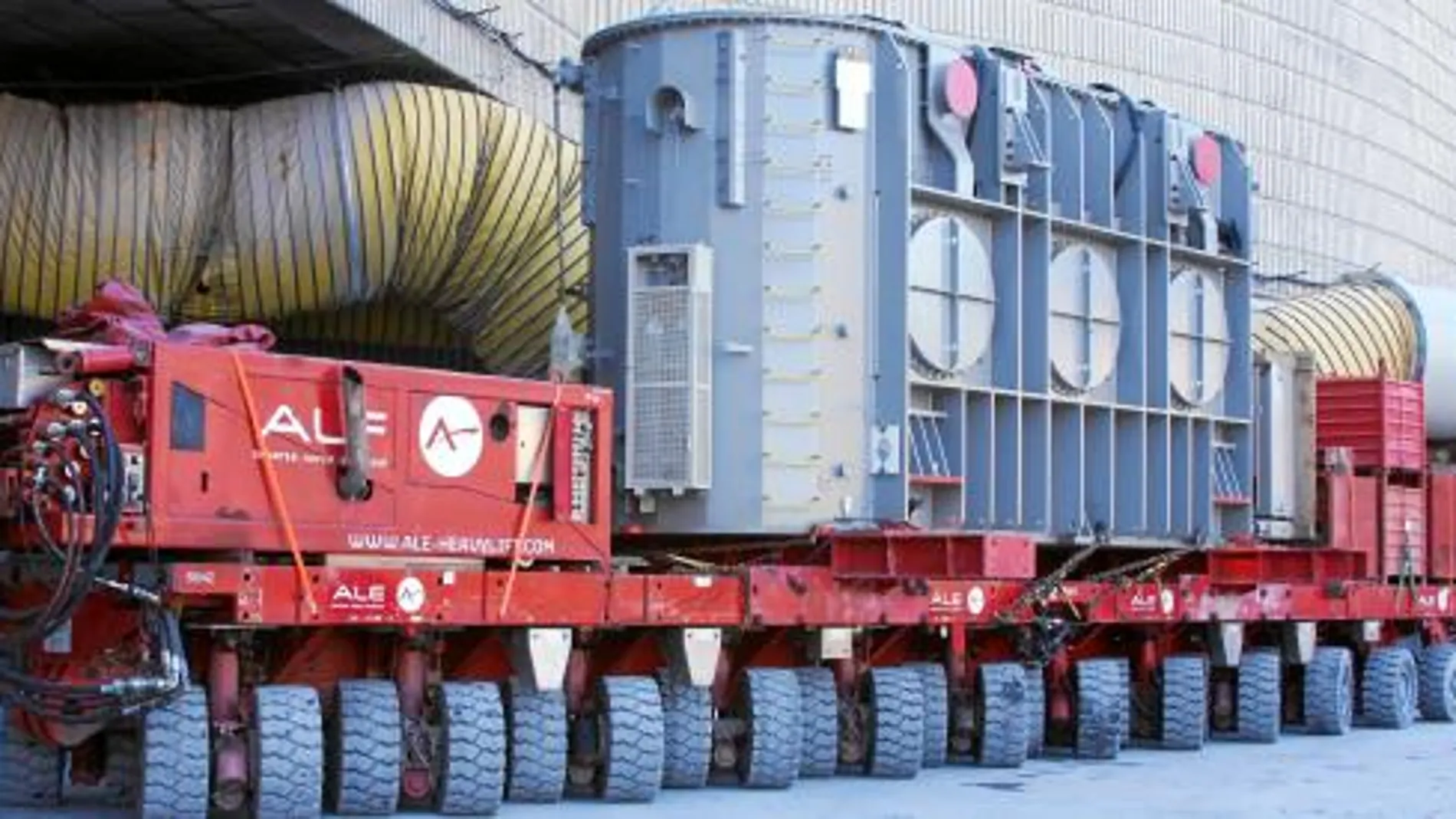 Los cuatro transformadores tienen una potencia de 240 megavoltio amperios
