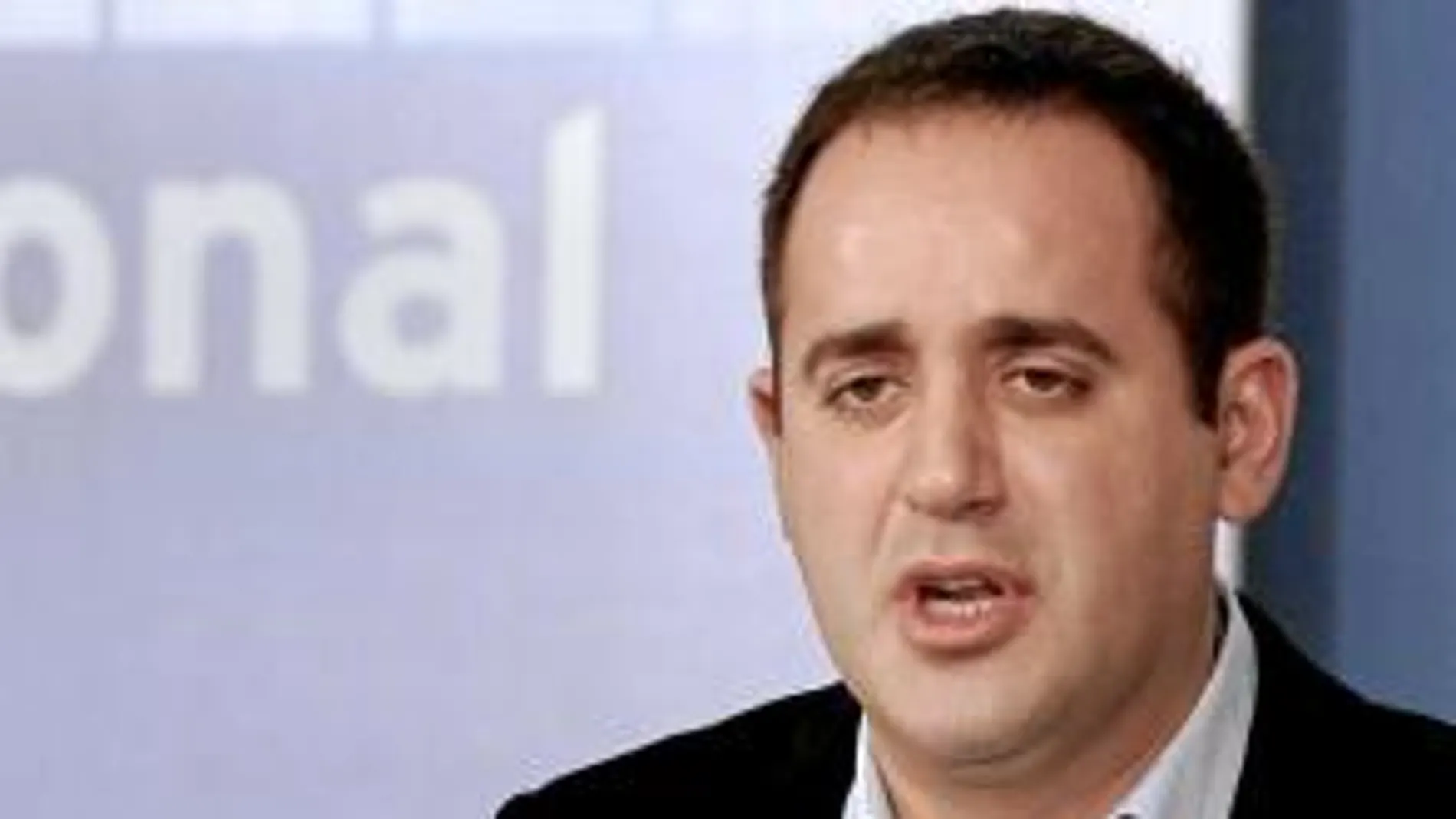 Alarte, en su intervención ayer ante el partido