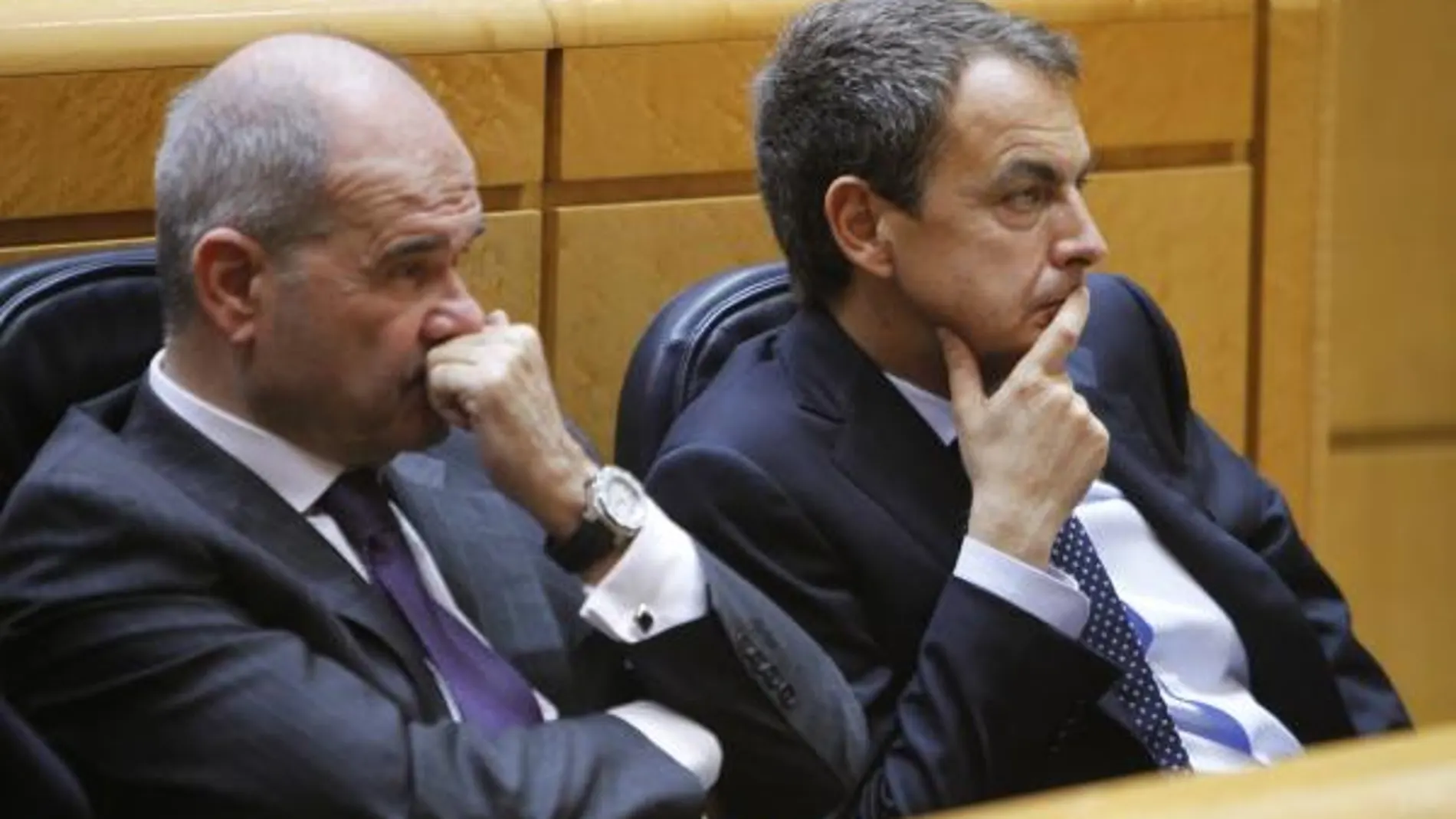 Chaves: Hay que afrontar «con absoluta normalidad el supuesto» de otro candidato