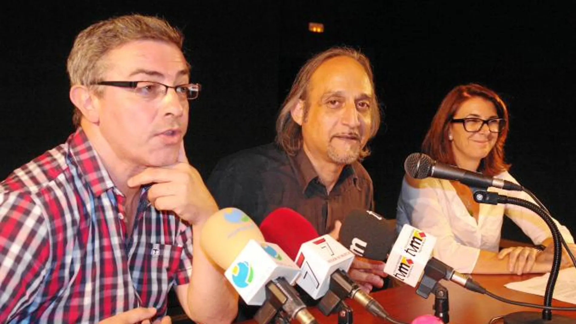 Onil Vizcaíno, Joseph Fontano y Marta López-Briones, ayer durante la presentación de la iniciativa
