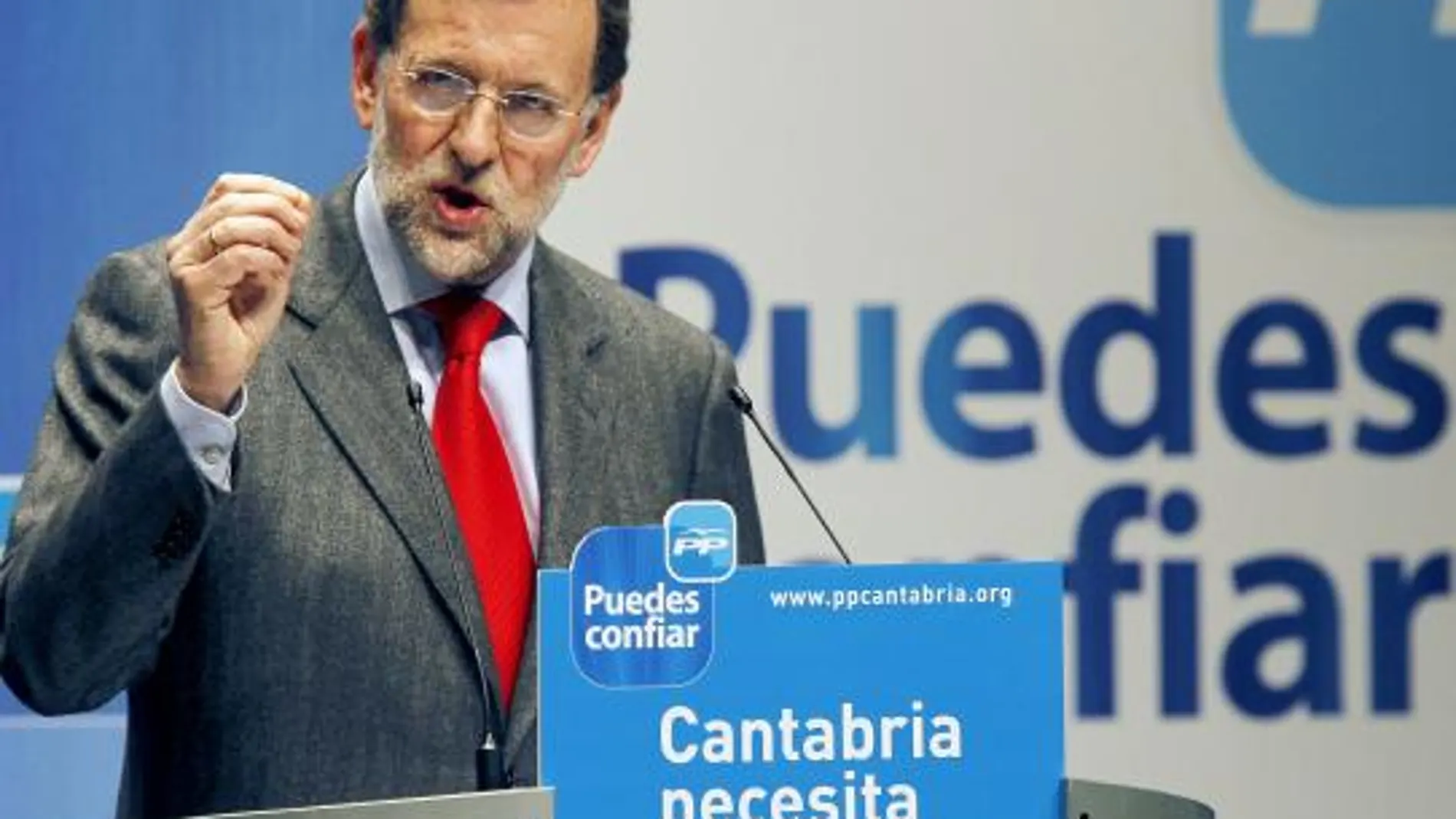 Rajoy: mientras ETA exista no queremos que sus franquicias estén en las elecciones