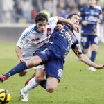 Lisandro López. El nombre del goleador argentino era el que faltaba para completar la alineación del Lyon en el encuentro de ida. Una extraña lesión que se produjo en el calentamiento de un partido lo eliminó a la fuerza de los planes de Puel. Han pasado