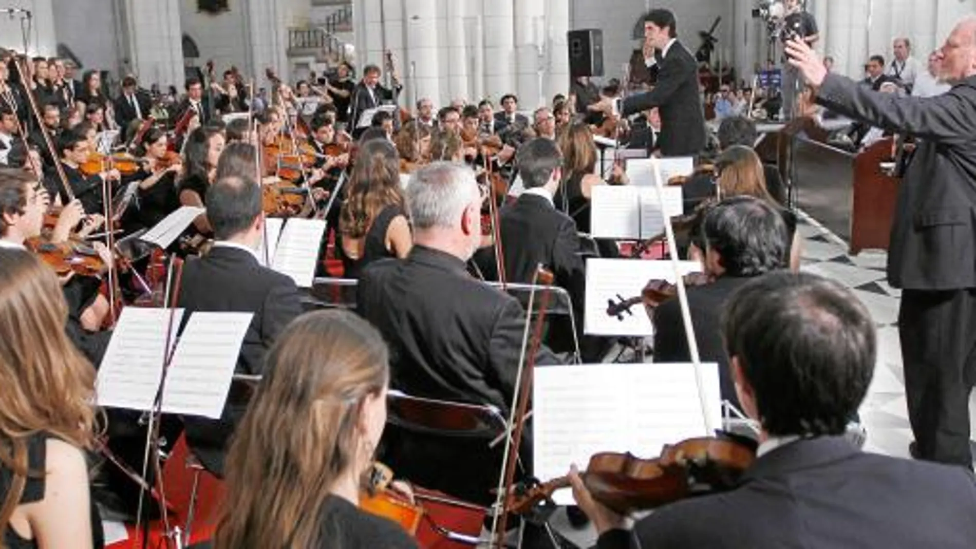 La orquesta sinfónica del Camino ya interpretó en Madrid «El sufrimiento de los inocentes»