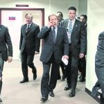 Berlusconi ha sufrido dos graves reveses en las urnas en los últimos meses