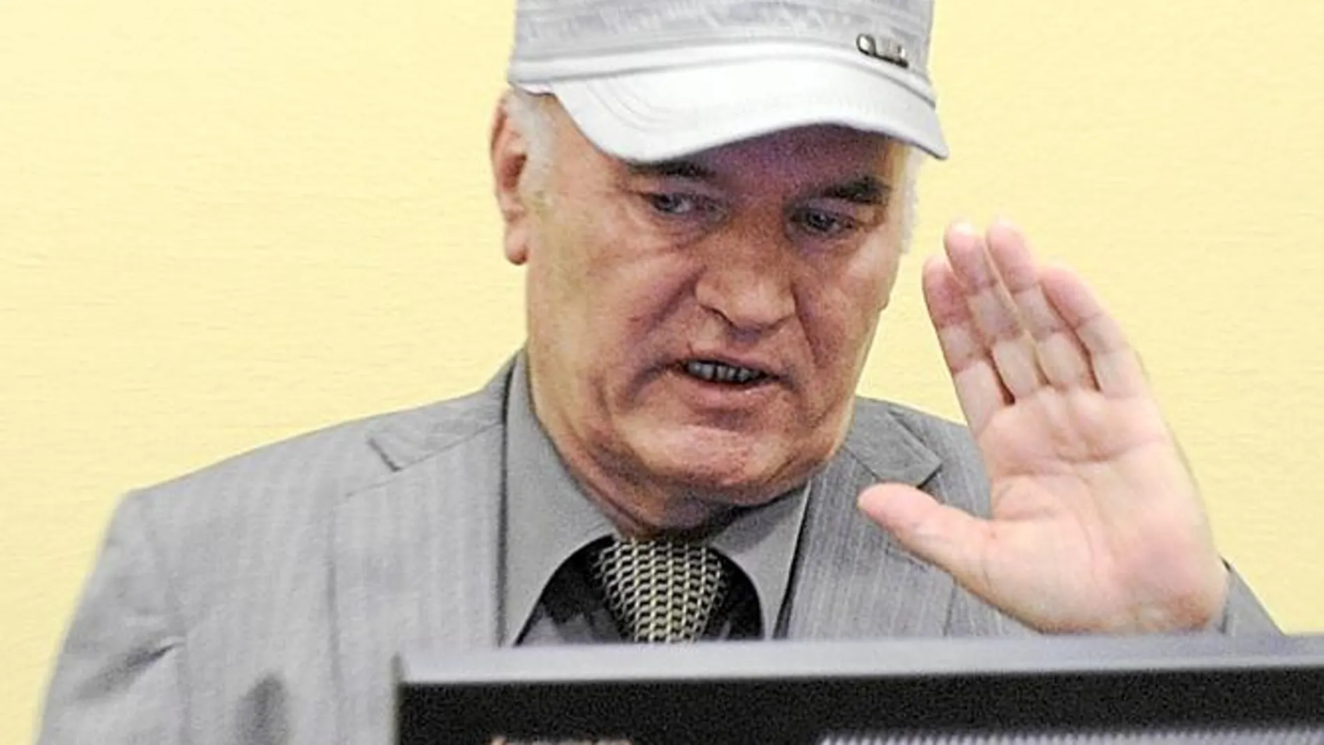 El ex general Mladic se negó ayer a declararse culpable o inocente